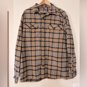 Patagonia Men's Casual Button Down Shirt